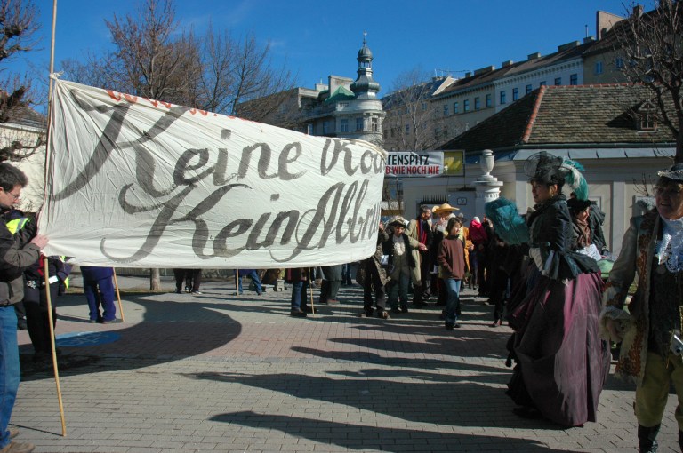 Kundgebung_vor_Augartenspitz_DSC_0857